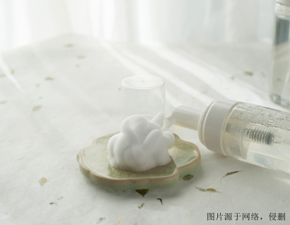 西班牙化妝品進口清關怎么樣？上海化妝品報關公司