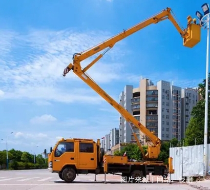 德國(guó)工程設(shè)備進(jìn)口報(bào)關(guān)流程_上海高空作業(yè)平臺(tái)清關(guān)